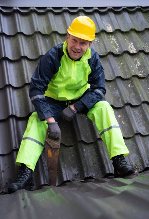 Roofers covered by Construction Cover